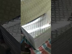 ASTM 5056 تنقش سطح الألومنيوم لوحة متقلب عرض 500 مم للسلالم